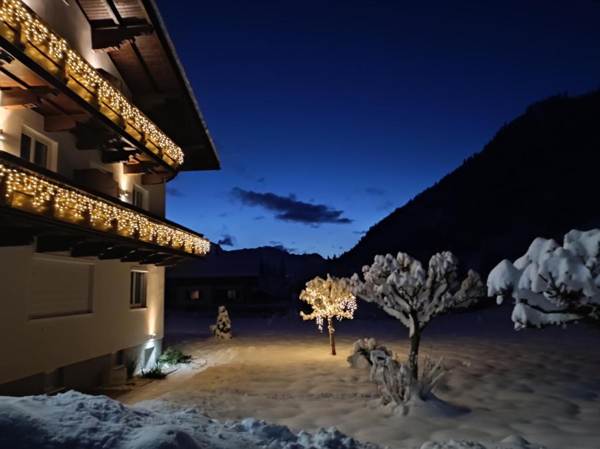 Gaestehaus Walpurga Russbach am Pass Gschütt Kültér fotó