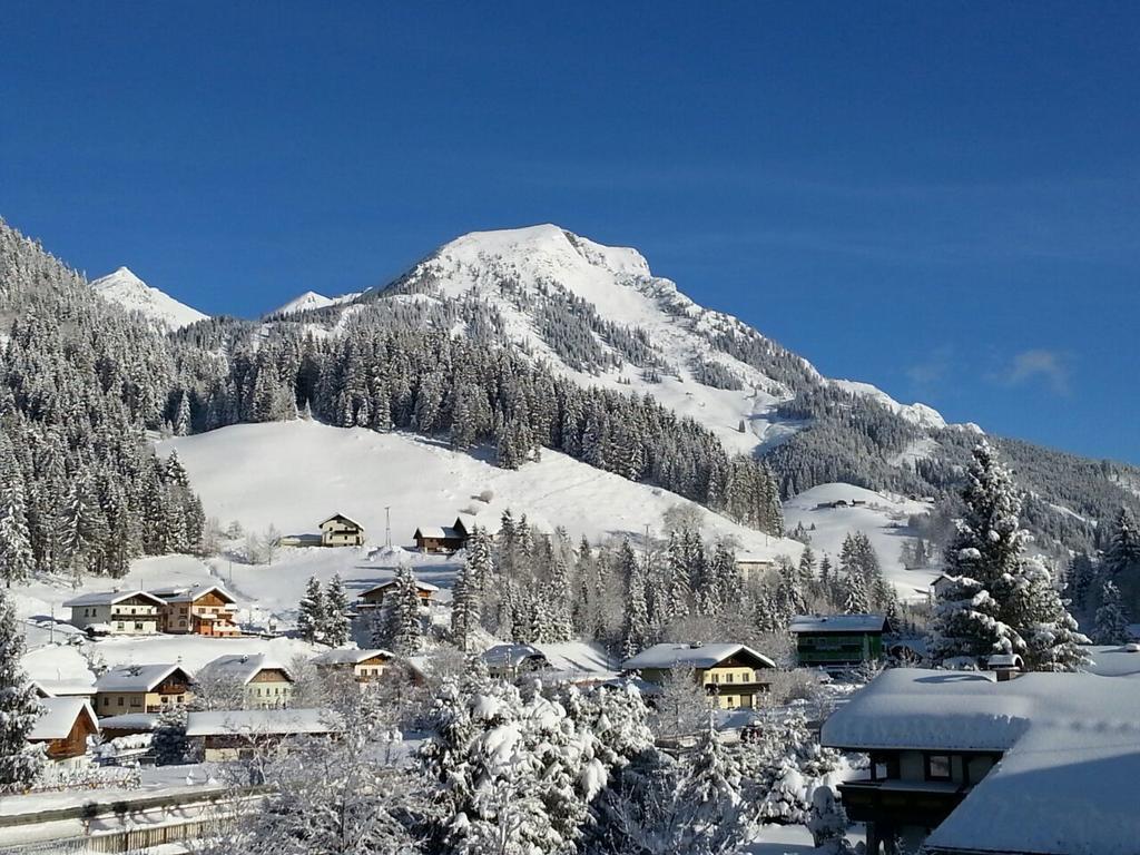 Gaestehaus Walpurga Russbach am Pass Gschütt Kültér fotó