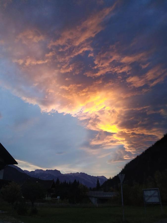 Gaestehaus Walpurga Russbach am Pass Gschütt Kültér fotó
